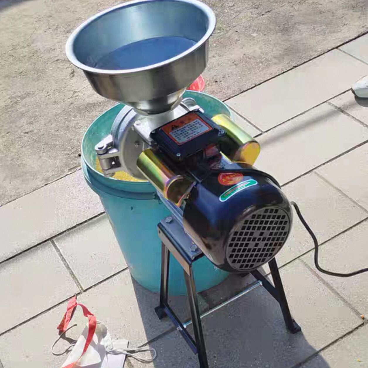 Corn Sheller Machine - เครื่องบดไฟฟ้า 220V สำหรับบดธัญพืช เครื่องเทศ ข้าวโพด ใช้ในครัวเรือนและเชิงพาณิชย์
